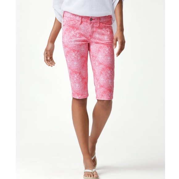 Tommy Bahama Pants - Tommy Bahama Denim Boardwalk Pink Floral 15" Clamdigger Shorts Size 30